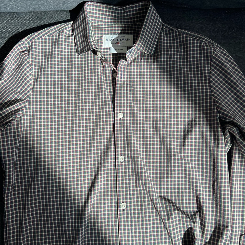 Mizzen + Main Leeward Collection Large Trim Fit.